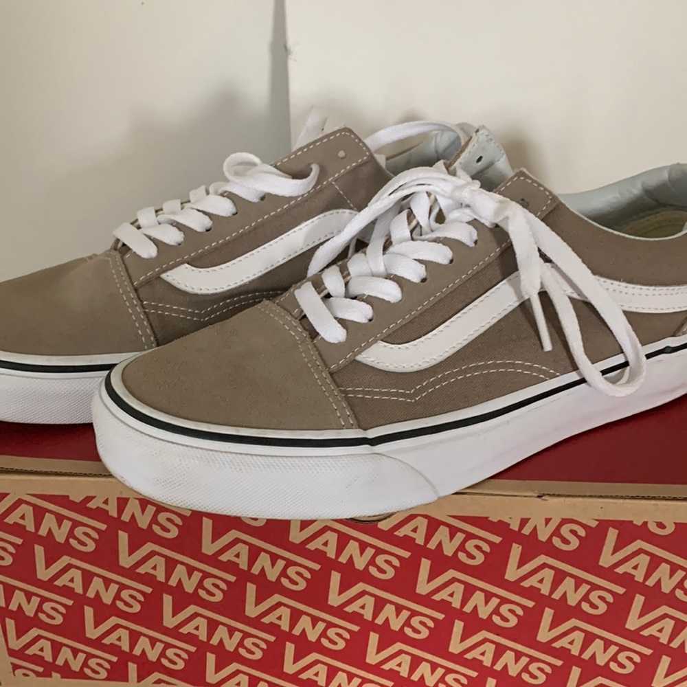 BRAND NEW DARK TAN PLATFORM VANS SNEAKERS